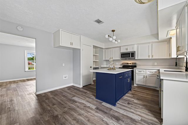 4004 Gatewood Road, Crosby, TX 77532