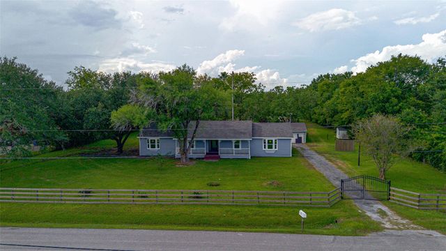 4004 Gatewood Road, Crosby, TX 77532