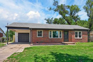 2422 W Greenfield St, Wichita, KS 67217
