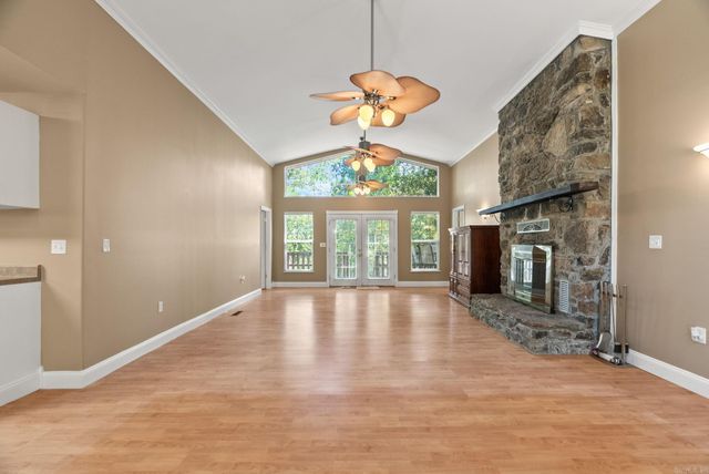 225 Sky King Drive, Fairfield Bay, AR 72088