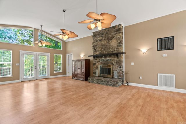 225 Sky King Drive, Fairfield Bay, AR 72088