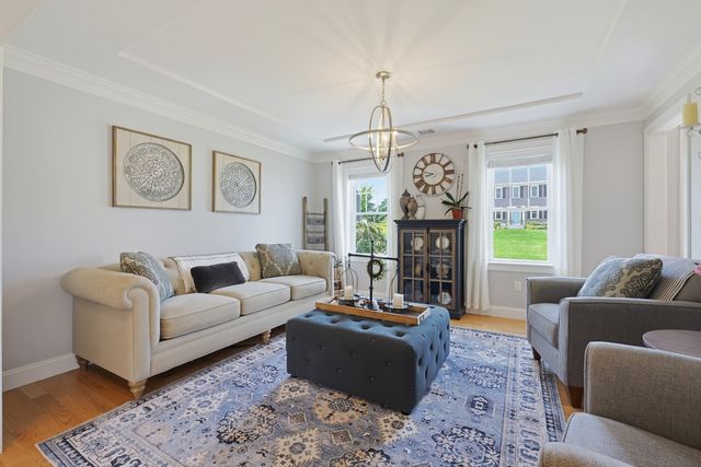 21 Windward Way, Swansea, MA 02777