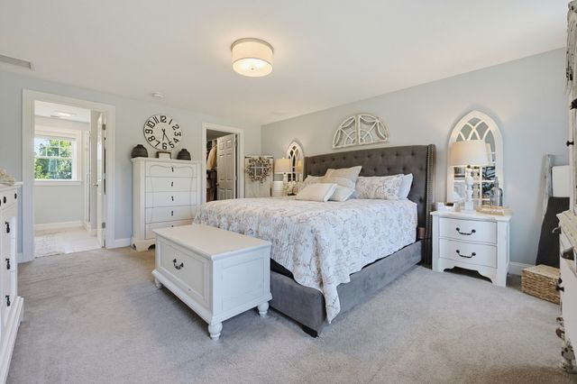 21 Windward Way, Swansea, MA 02777