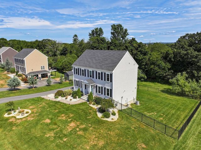 21 Windward Way, Swansea, MA 02777