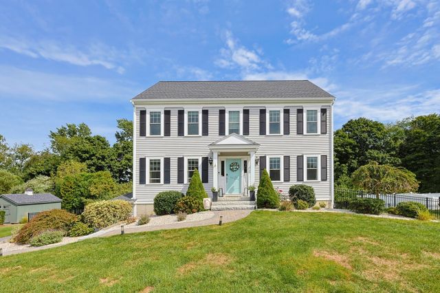 21 Windward Way, Swansea, MA 02777
