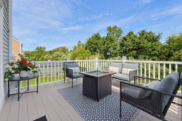 21 Windward Way, Swansea, MA 02777