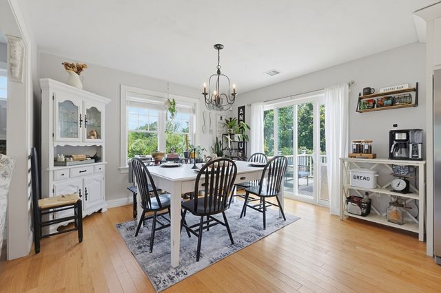 21 Windward Way, Swansea, MA 02777