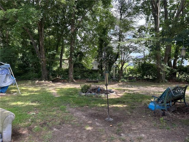 5838 Hedgecock Road, Kernersville, NC 27284