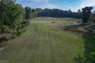 1099 Colegate Drive, Marietta, OH 45750