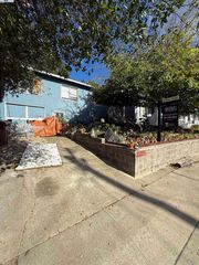 2205 Scenic Avenue, Martinez, CA 94533