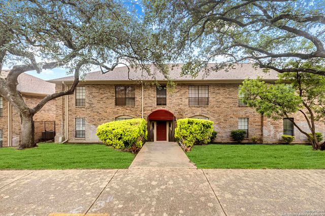 7926 Broadway Apt 101, San Antonio, TX 78209