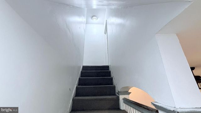 2239 W SOMERSET ST, Philadelphia, PA 19132