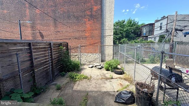 2239 W SOMERSET ST, Philadelphia, PA 19132