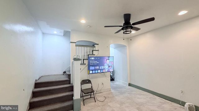 2239 W SOMERSET ST, Philadelphia, PA 19132