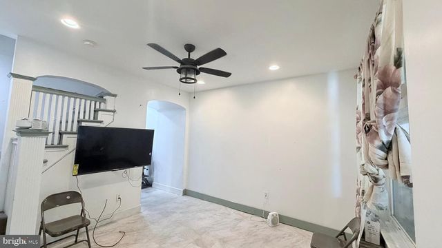 2239 W SOMERSET ST, Philadelphia, PA 19132