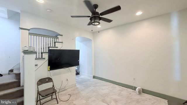 2239 W SOMERSET ST, Philadelphia, PA 19132