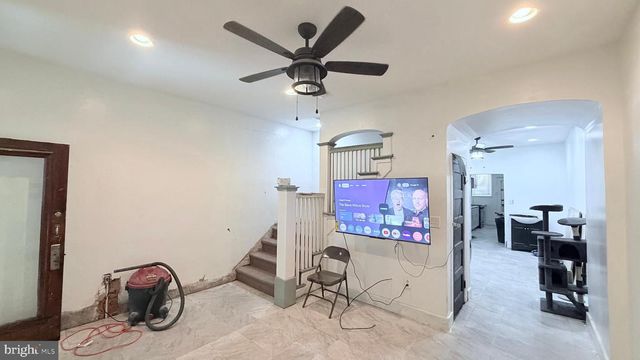 2239 W SOMERSET ST, Philadelphia, PA 19132