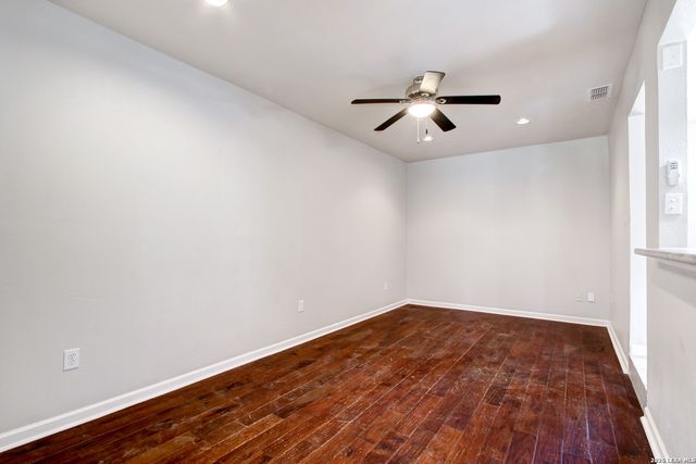 434 SCHMELTZER LN, San Antonio, TX 78213