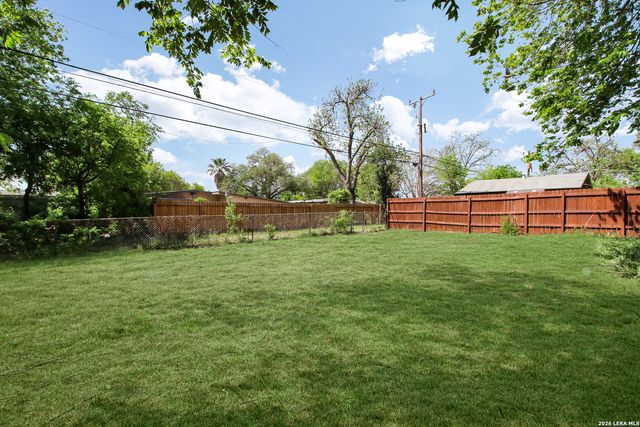 434 SCHMELTZER LN, San Antonio, TX 78213