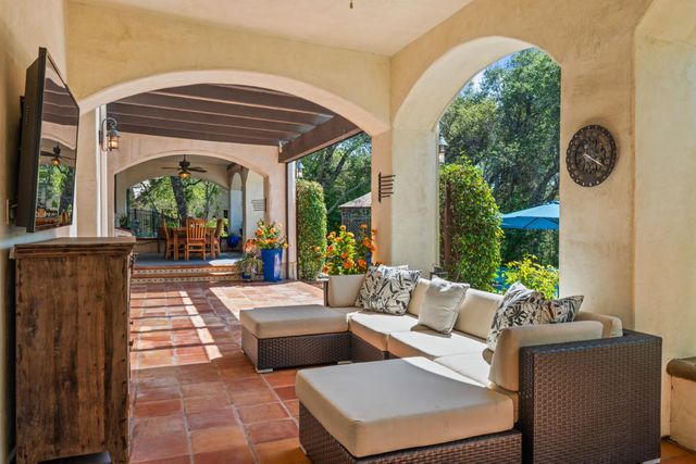 5112 Greyson Creek Drive, El Dorado Hills, CA 95762