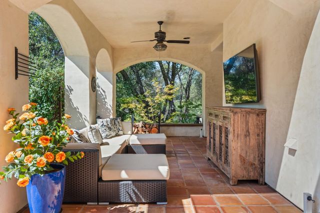 5112 Greyson Creek Drive, El Dorado Hills, CA 95762