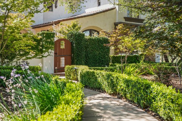 5112 Greyson Creek Drive, El Dorado Hills, CA 95762