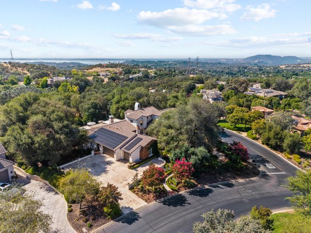 5112 Greyson Creek Drive, El Dorado Hills, CA 95762
