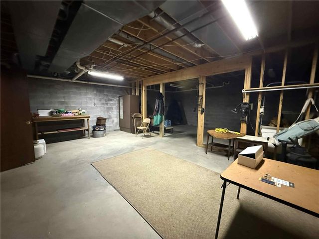 361 N SARATOGA DRIVE, South Union Twp, PA 15401