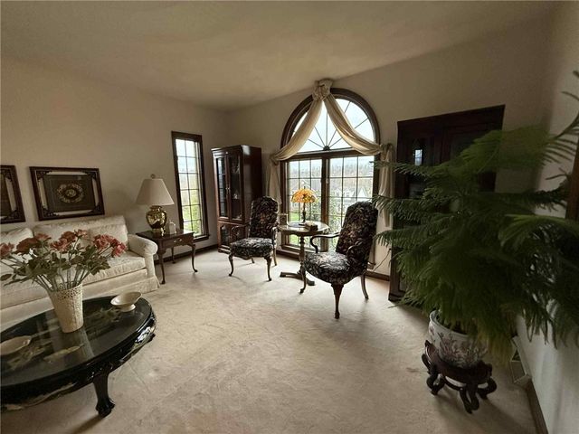 361 N SARATOGA DRIVE, South Union Twp, PA 15401