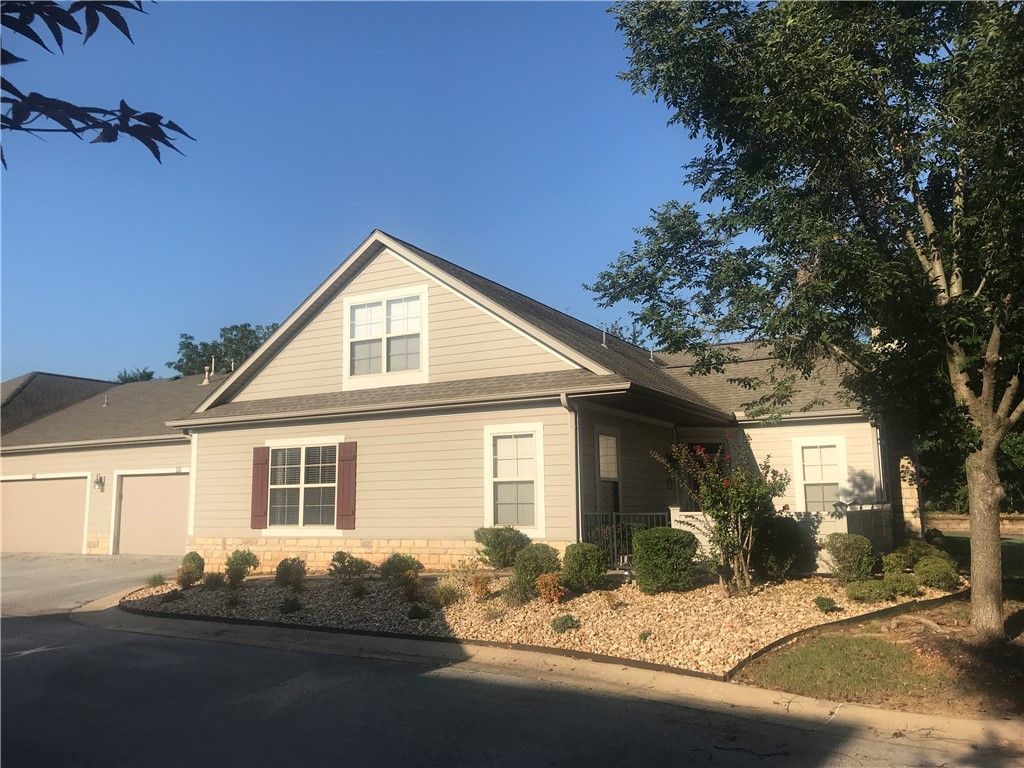 2100 W New Hope Road 1301, Rogers, AR 72758