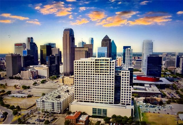1717 Arts Plaza 1910, Dallas, TX 75201
