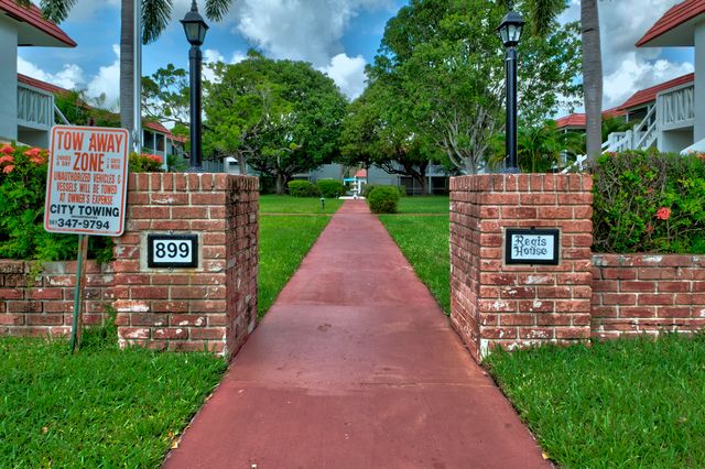 899 SE 2nd Avenue 116, Deerfield Beach, FL 33441