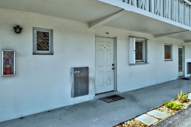 899 SE 2nd Avenue 116, Deerfield Beach, FL 33441