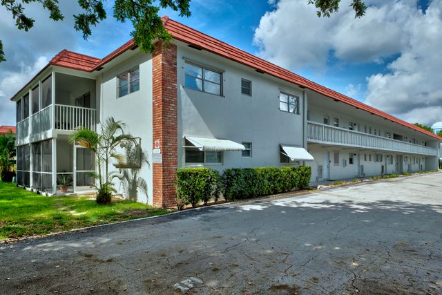 899 SE 2nd Avenue 116, Deerfield Beach, FL 33441