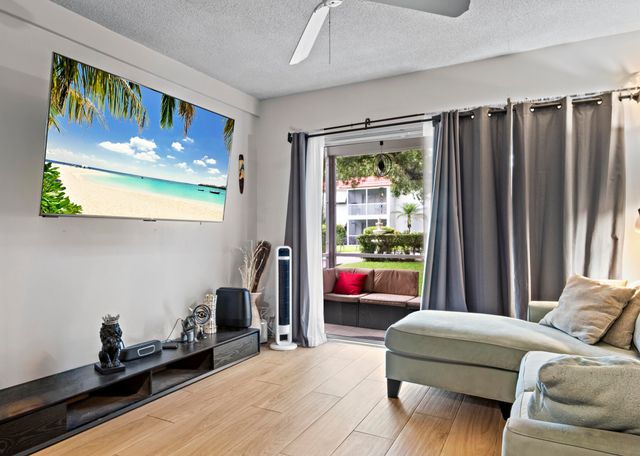 899 SE 2nd Avenue 116, Deerfield Beach, FL 33441