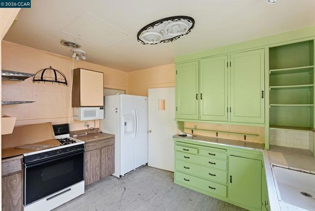 549 549 Santa Barbara Rd, Berkeley, CA 94707