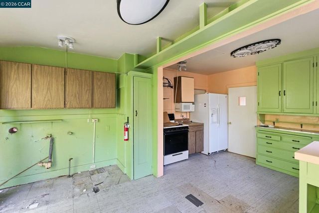 549 549 Santa Barbara Rd, Berkeley, CA 94707