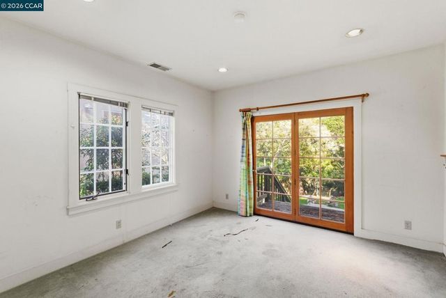 549 549 Santa Barbara Rd, Berkeley, CA 94707