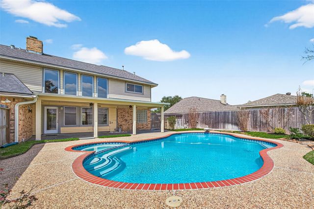 3111 Barnhill Lane, Sugar Land, TX 77479