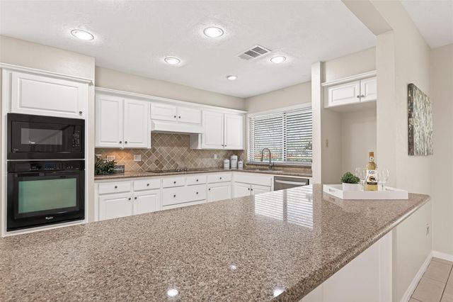 3111 Barnhill Lane, Sugar Land, TX 77479