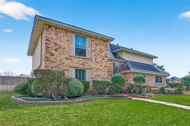 3111 Barnhill Lane, Sugar Land, TX 77479