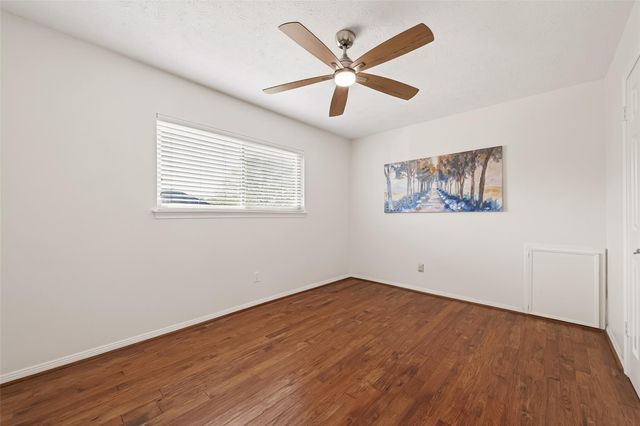 3111 Barnhill Lane, Sugar Land, TX 77479