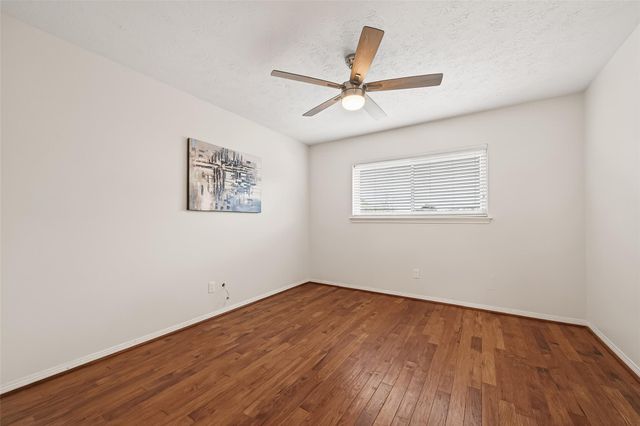 3111 Barnhill Lane, Sugar Land, TX 77479