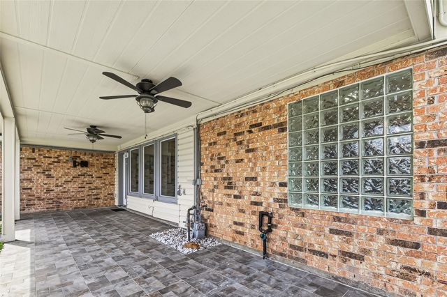 3111 Barnhill Lane, Sugar Land, TX 77479