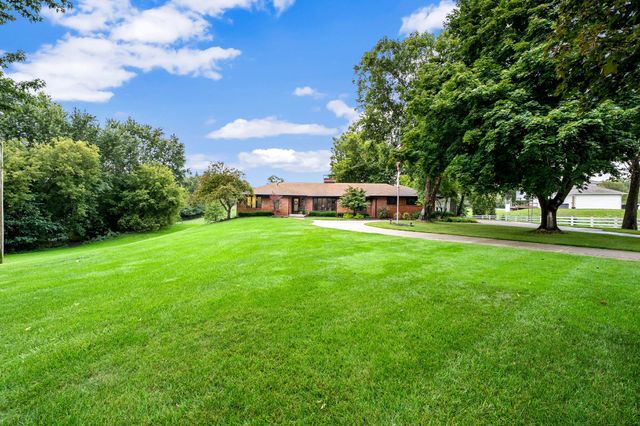 2305 Leffingwell Avenue NE, Grand Rapids, MI 49525
