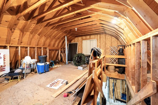 2305 Leffingwell Avenue NE, Grand Rapids, MI 49525