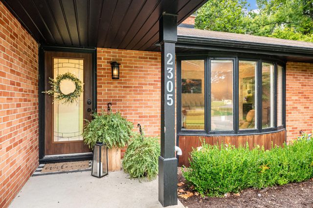 2305 Leffingwell Avenue NE, Grand Rapids, MI 49525