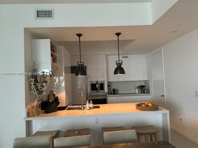 15811 Collins Ave 803, Sunny Isles Beach, FL 33160