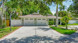 14 EVONAIRE CIRCLE, Belleair, FL 33756