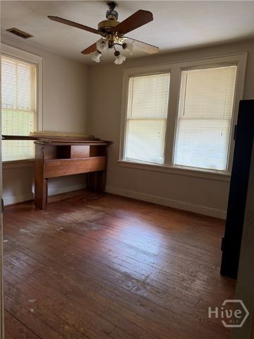 1304 E 52nd Street E, Savannah, GA 31404